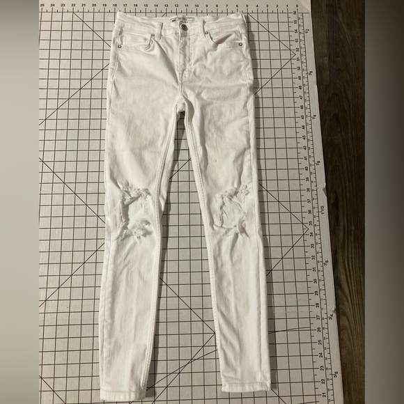 Free People Denim - Free People‎ Women’s Size 25 White Distressed Jeans